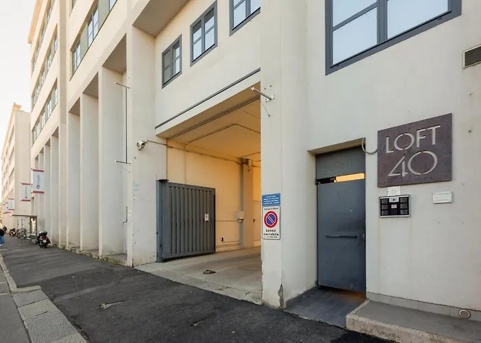 Guesthost - Milano Vigentino Loft With Terrace